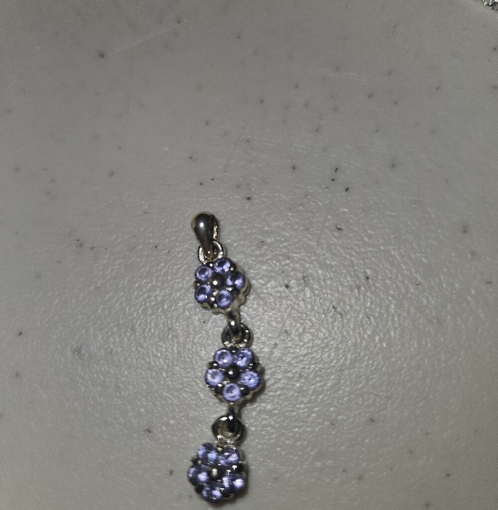 Light Purple Silver Pendant Flower Shapes Needs A Chain